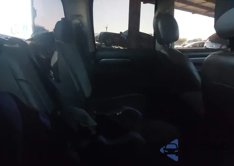 2004 Dodge Ram 1500 Slt/Laramie from USA, damaged, VIN 1D7HA18D94S785101